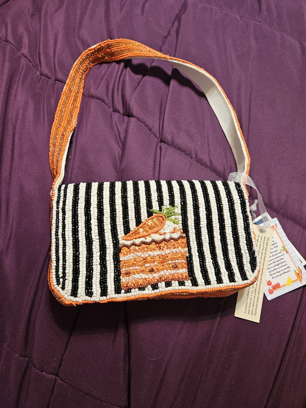 Handcrafted Beaded Carrot Cake Shoulder Bag - Picture 2 of 3